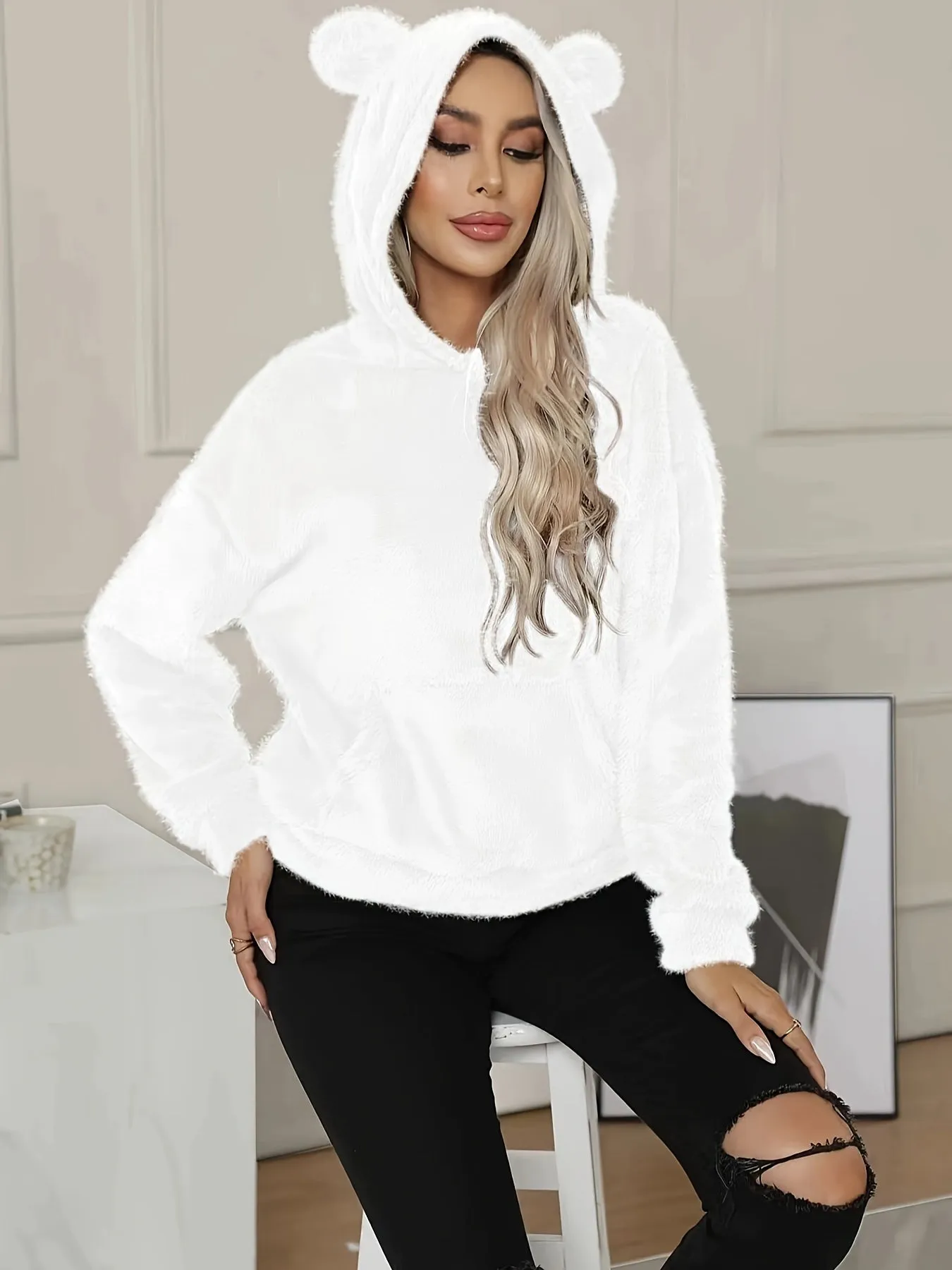 Cozy Womens Bear Ear Plush Hoodie - Comfy Long Sleeve Sweatshirt with Stylish Pockets - Premium Casual Wear for Everyday Fashion